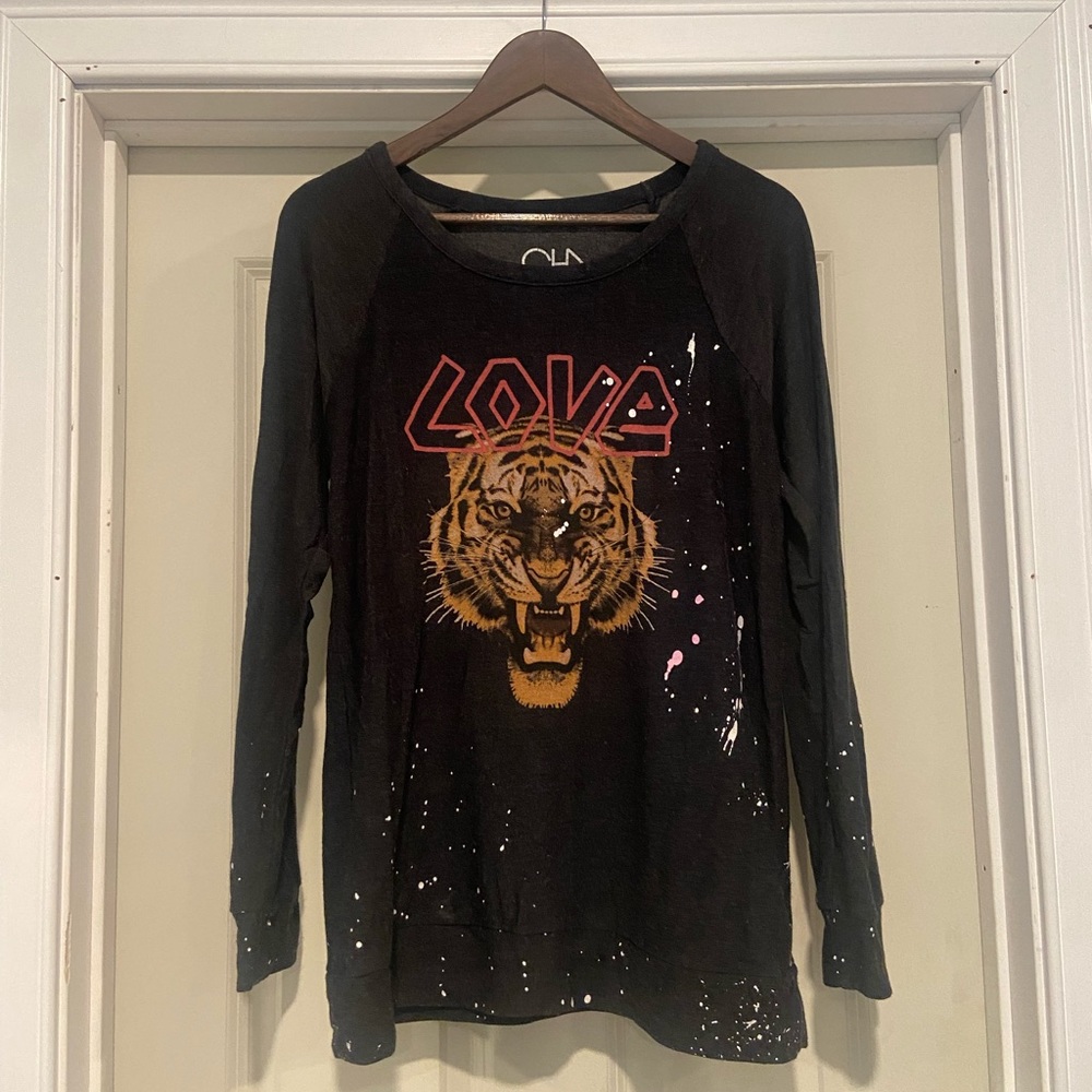 Women's Tiger distressed look shirt